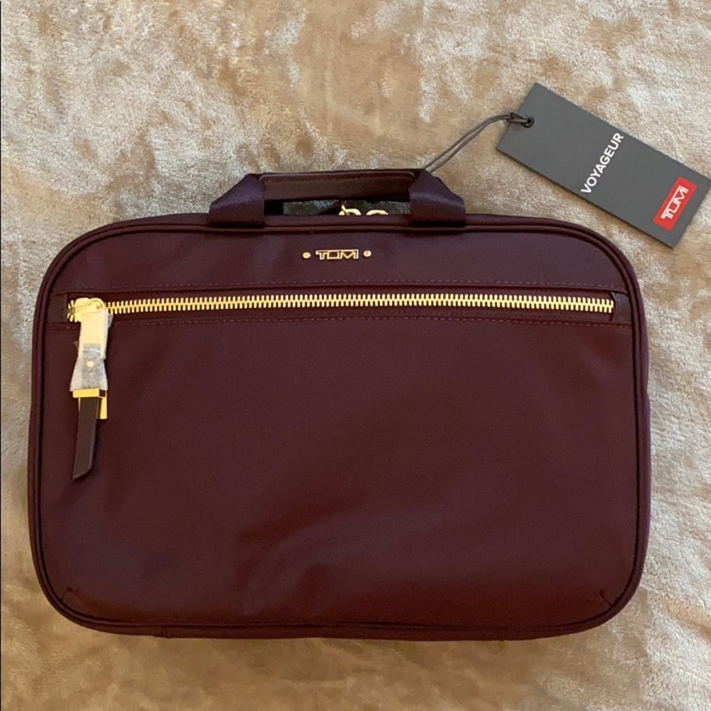 Tumi Voyageur Madina Cosmetic travel case